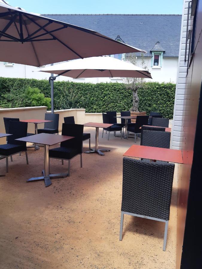 Hotel Les Forges Noyal-sur-Vilaine Buitenkant foto
